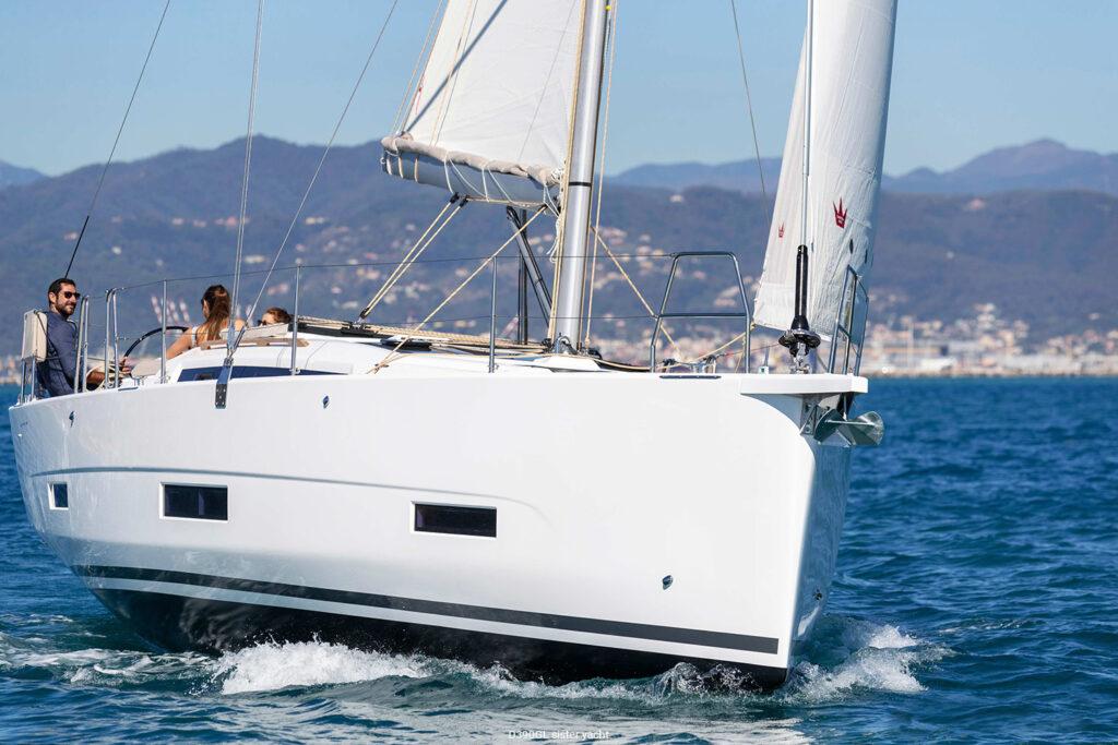 Dufour 390 Grand Large af Anassa Sailing i Syvota