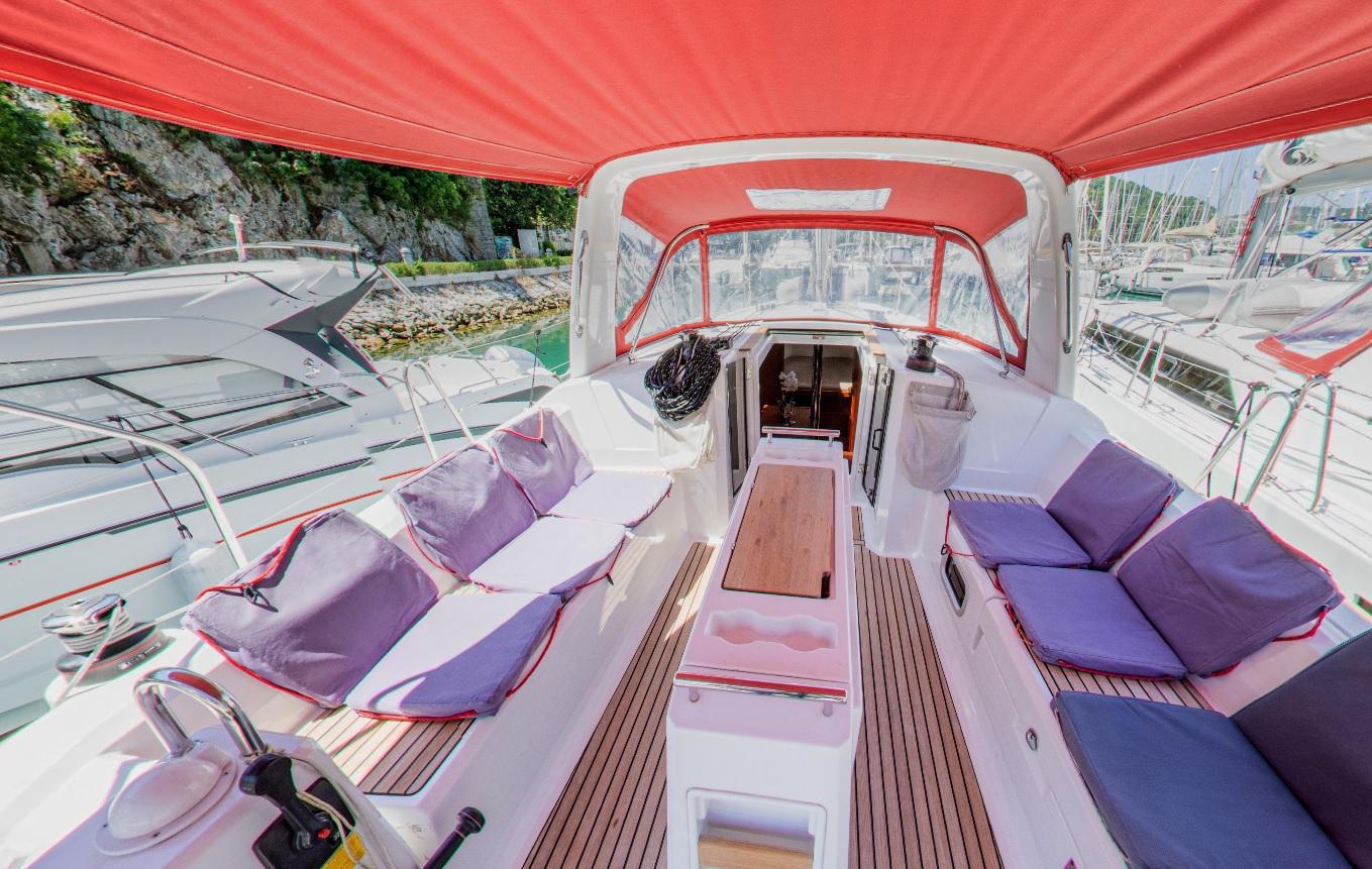 Oceanis 38.1 da Ultra Sailing em Dubrovnik
