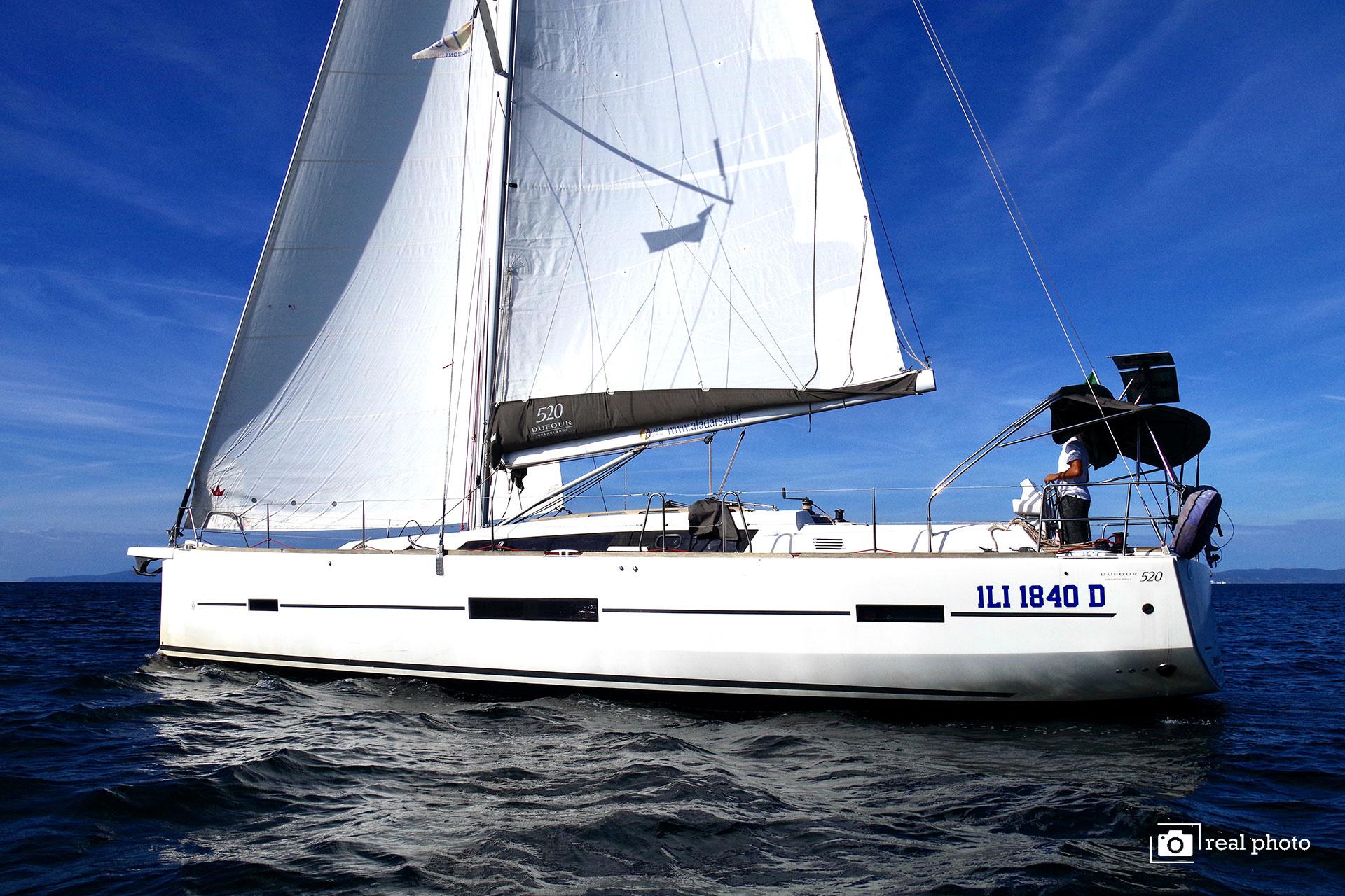 Dufour 520 Grand Large von Aladar Sail in Follonica