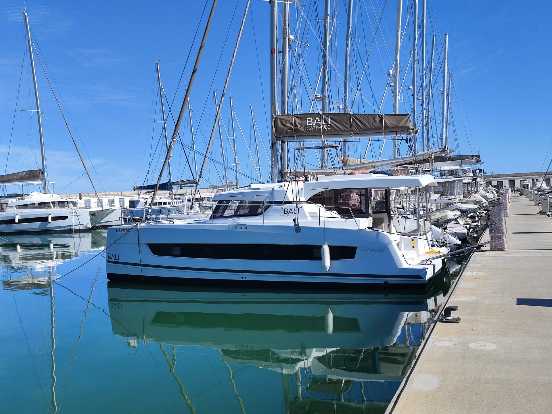 Bali Catspace van Fika Charter in Rome