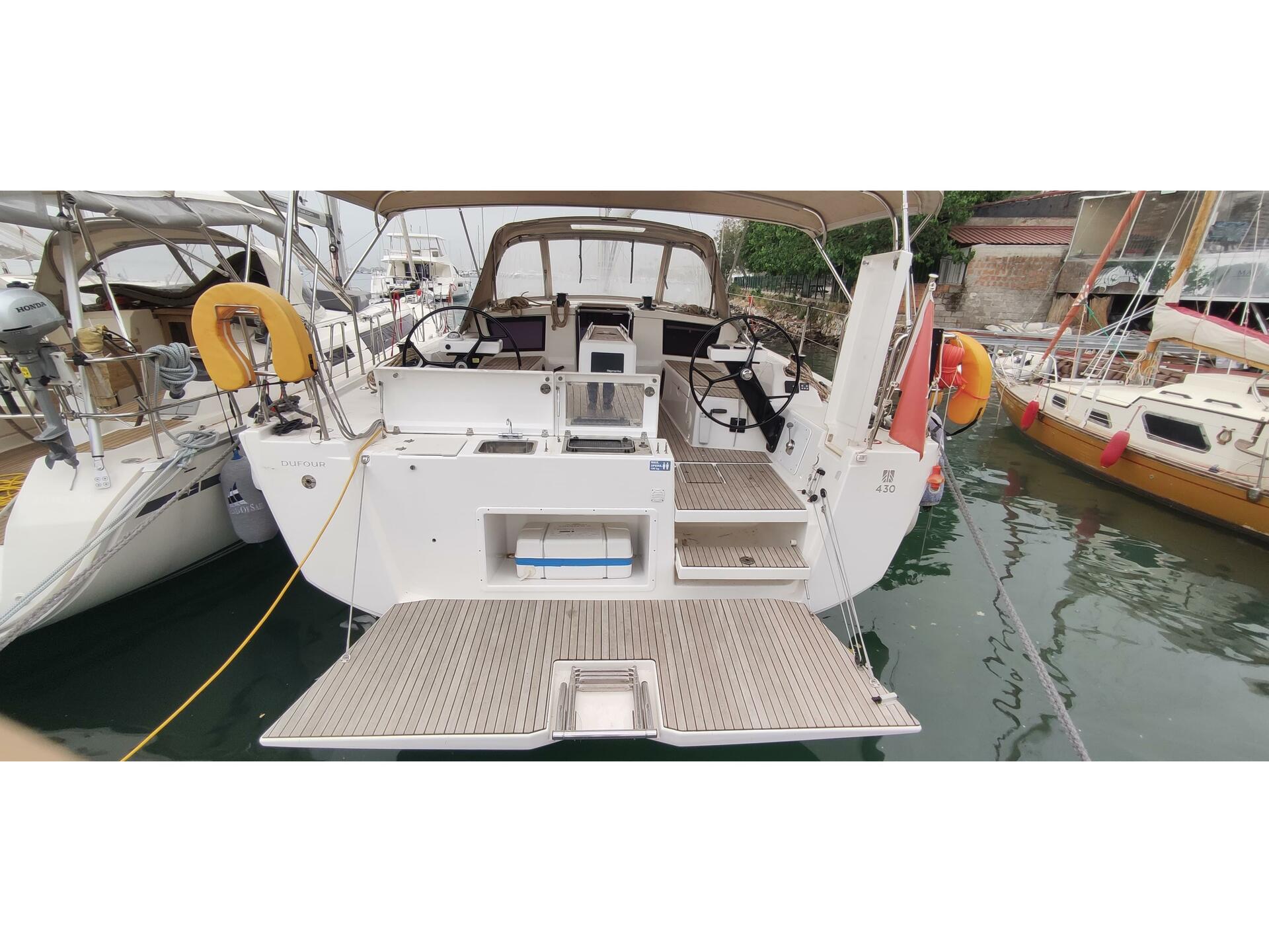 Dufour 430 from Ancyra Sailing in Fethiye