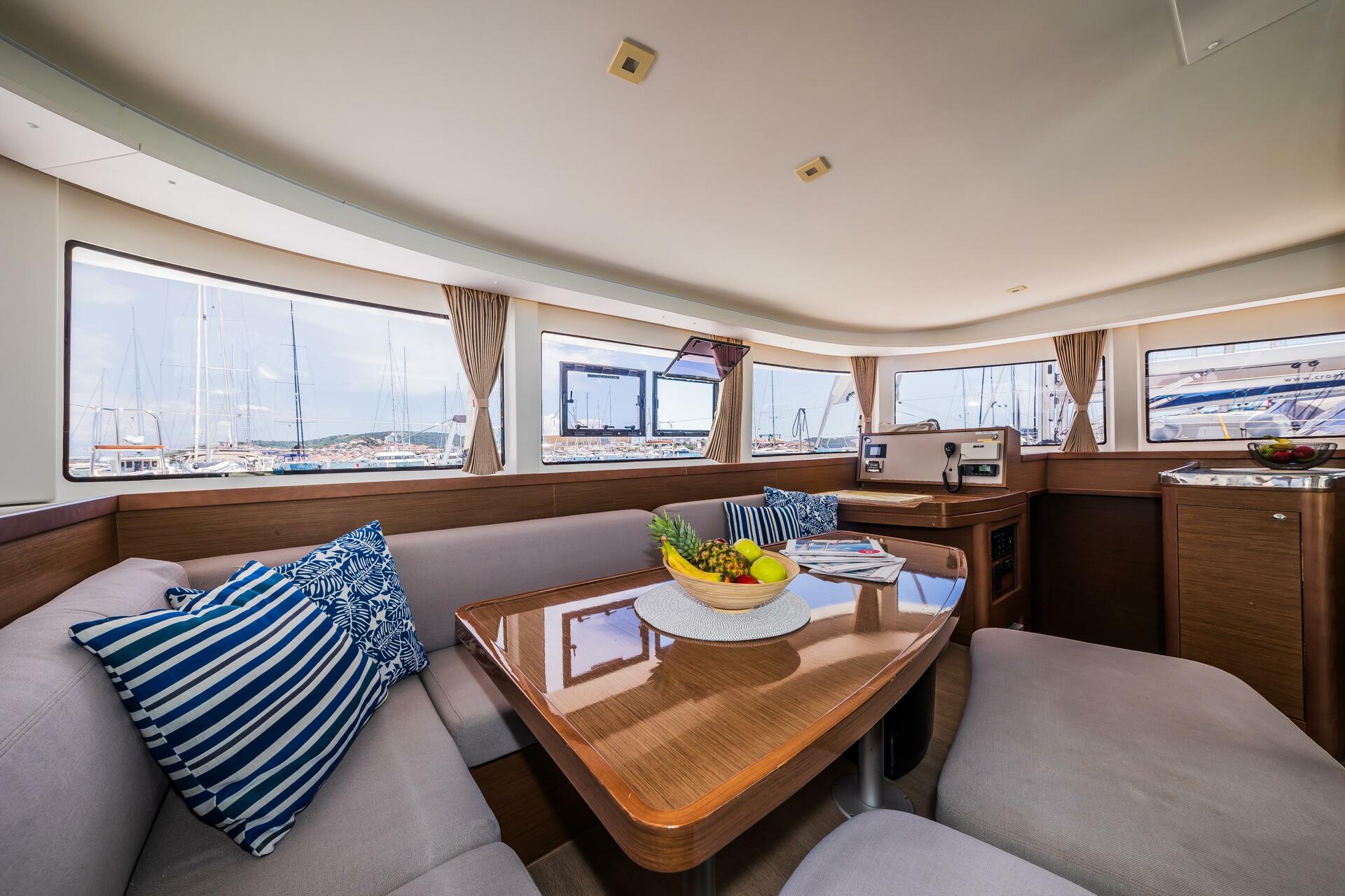 Lagoon 42 van Croatia Yachting in Trogir