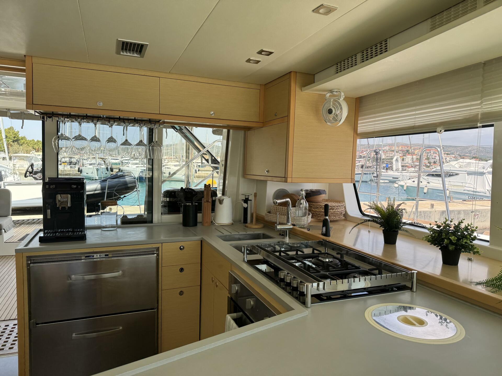 Lagoon 52 F de Charter Team en Rogoznica