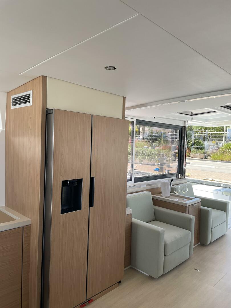 Bali 5.4 yritykseltä Azmarine Salernossa