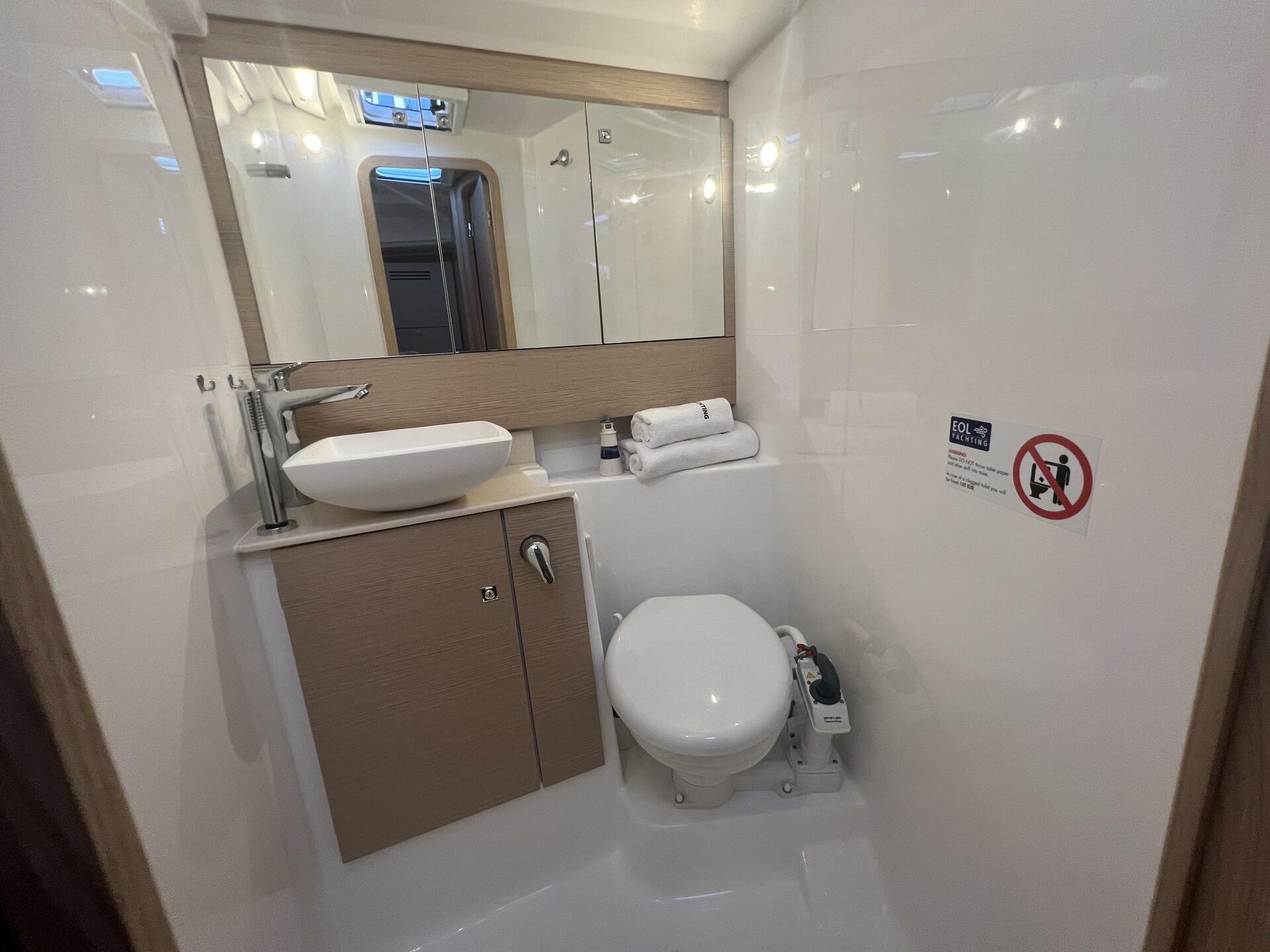 Dufour 430 Grand Large von Eol Yachting in Pula