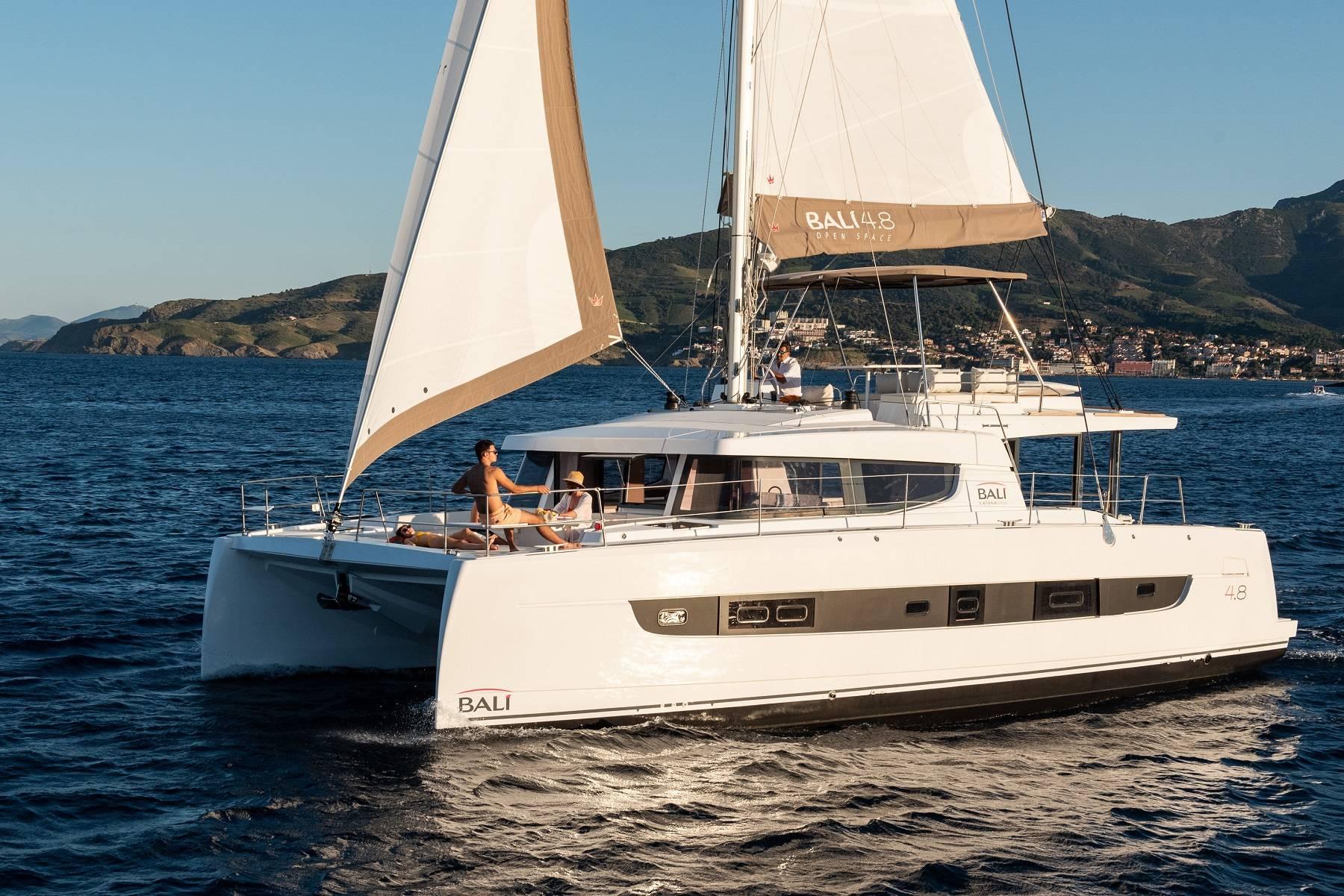 Bali 4.8 de Cayo Tardo Charter en Palermo