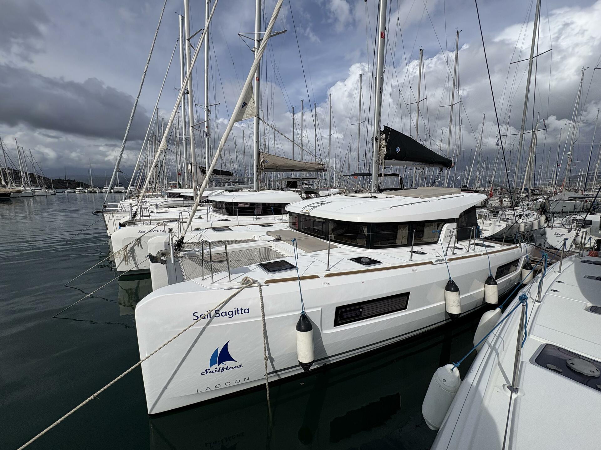 Lagoon 40 from Sailfleet in Fethiye