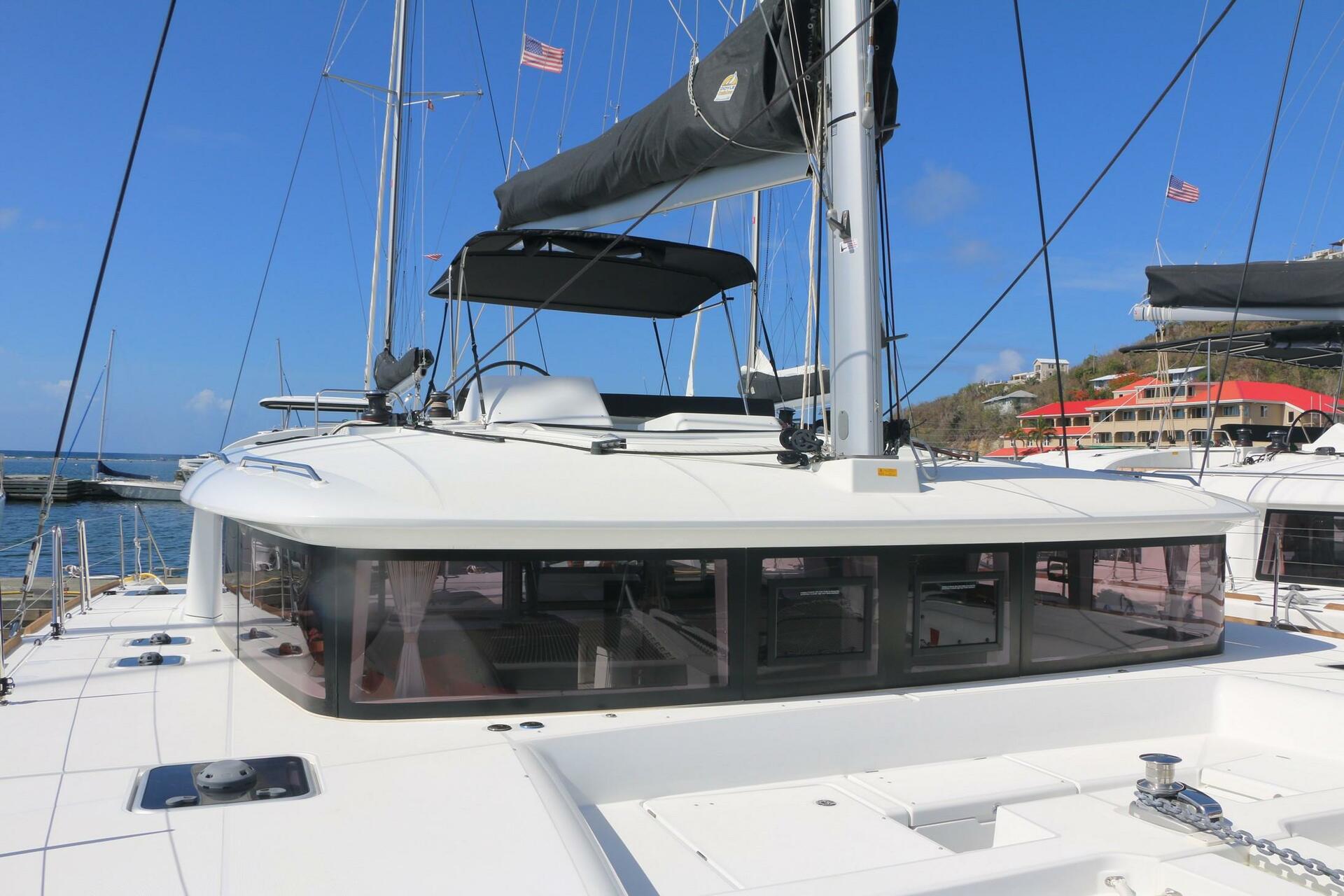 Lagoon 450 af Catamaran Company i Tortola