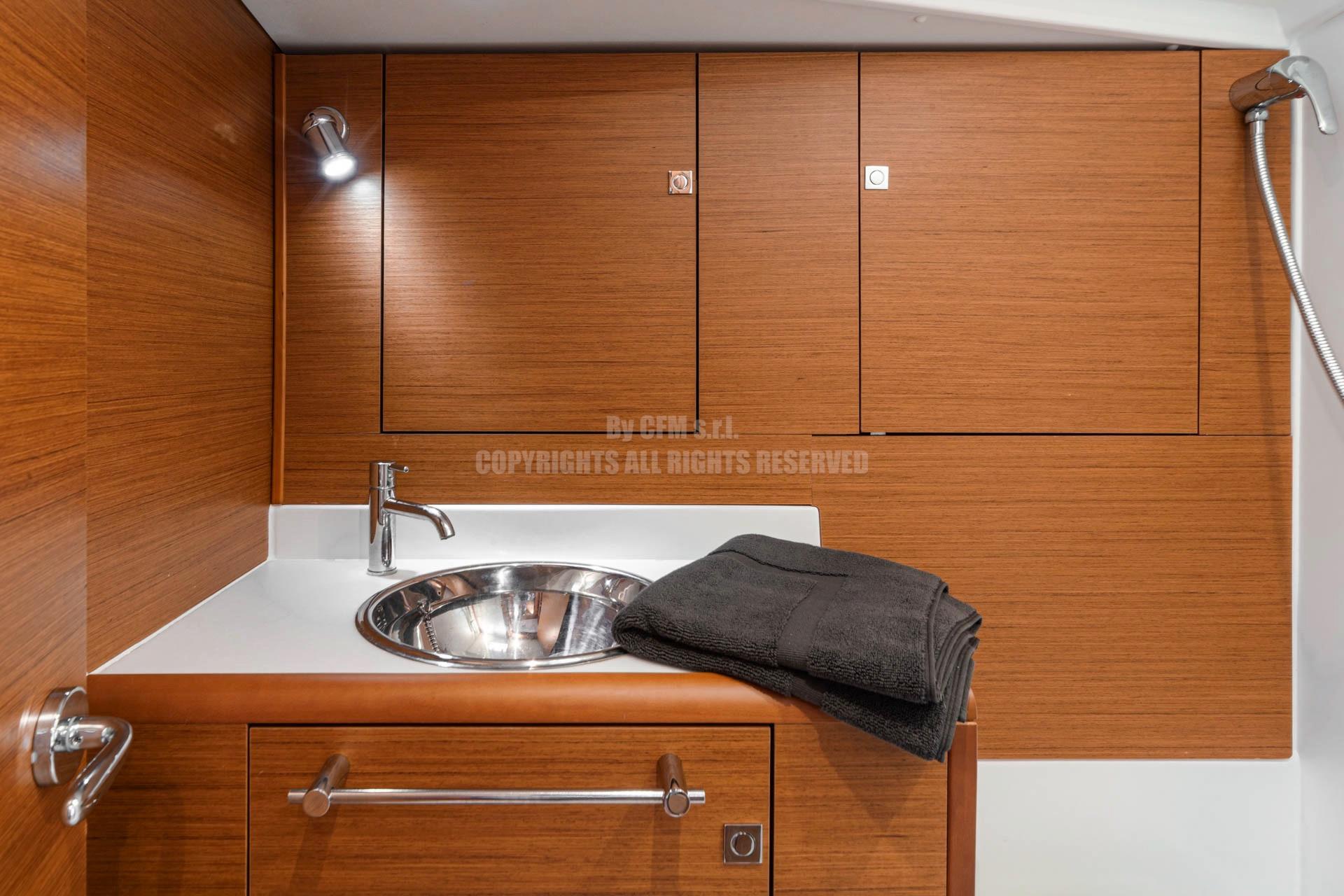 Sun Odyssey 449 van Eolian Sailing in Capo d’Orlando