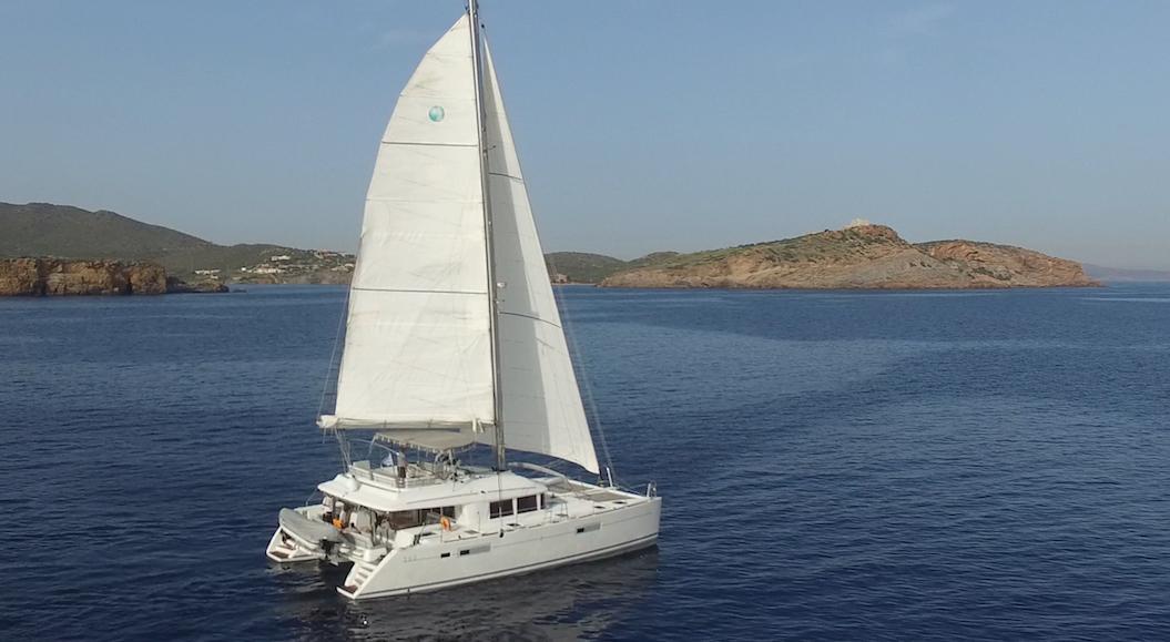 Lagoon 560 från Multihull Yachting i Lavrion