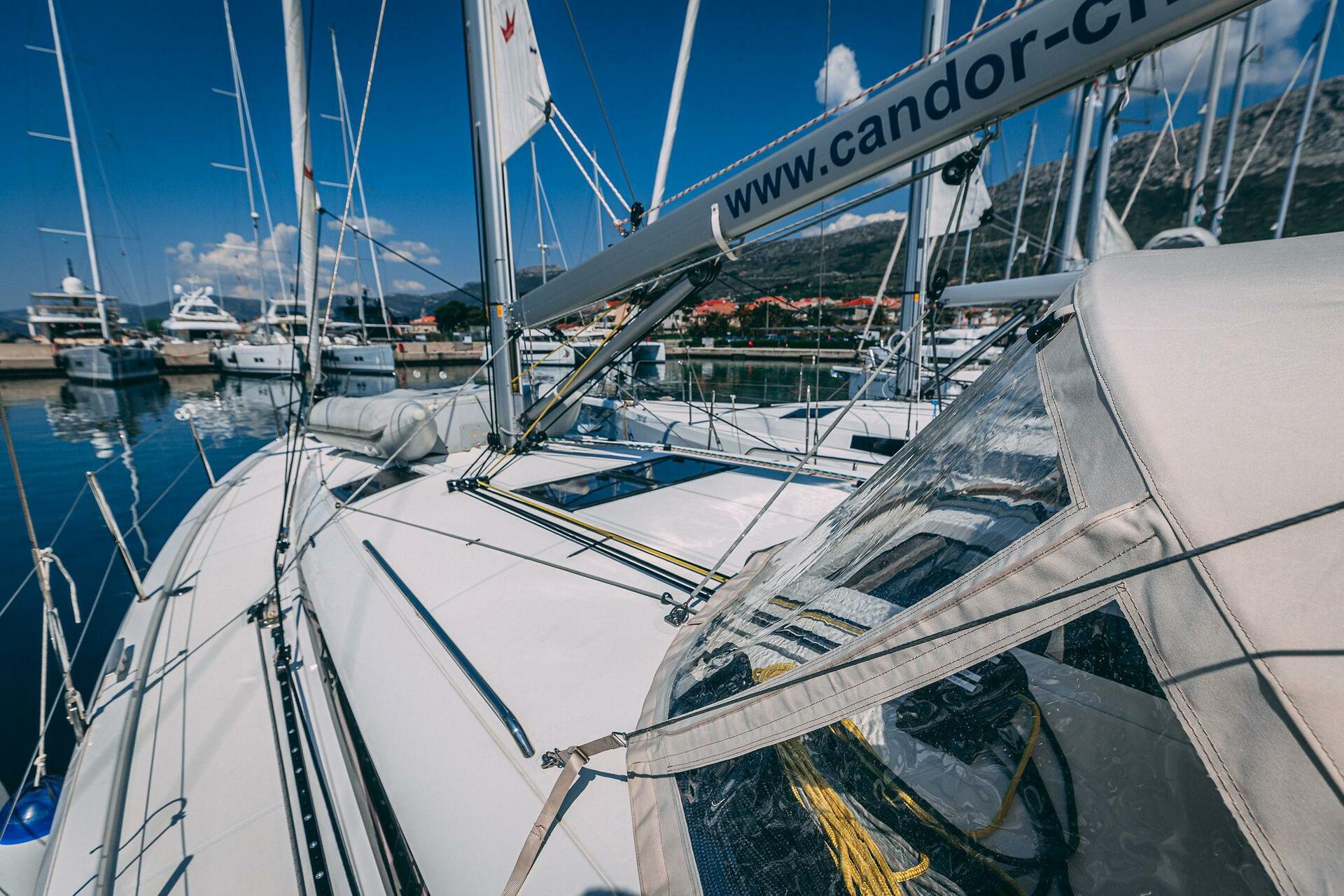 Sun Odyssey 440 von Candor Yachting in Kaštel Gomilica