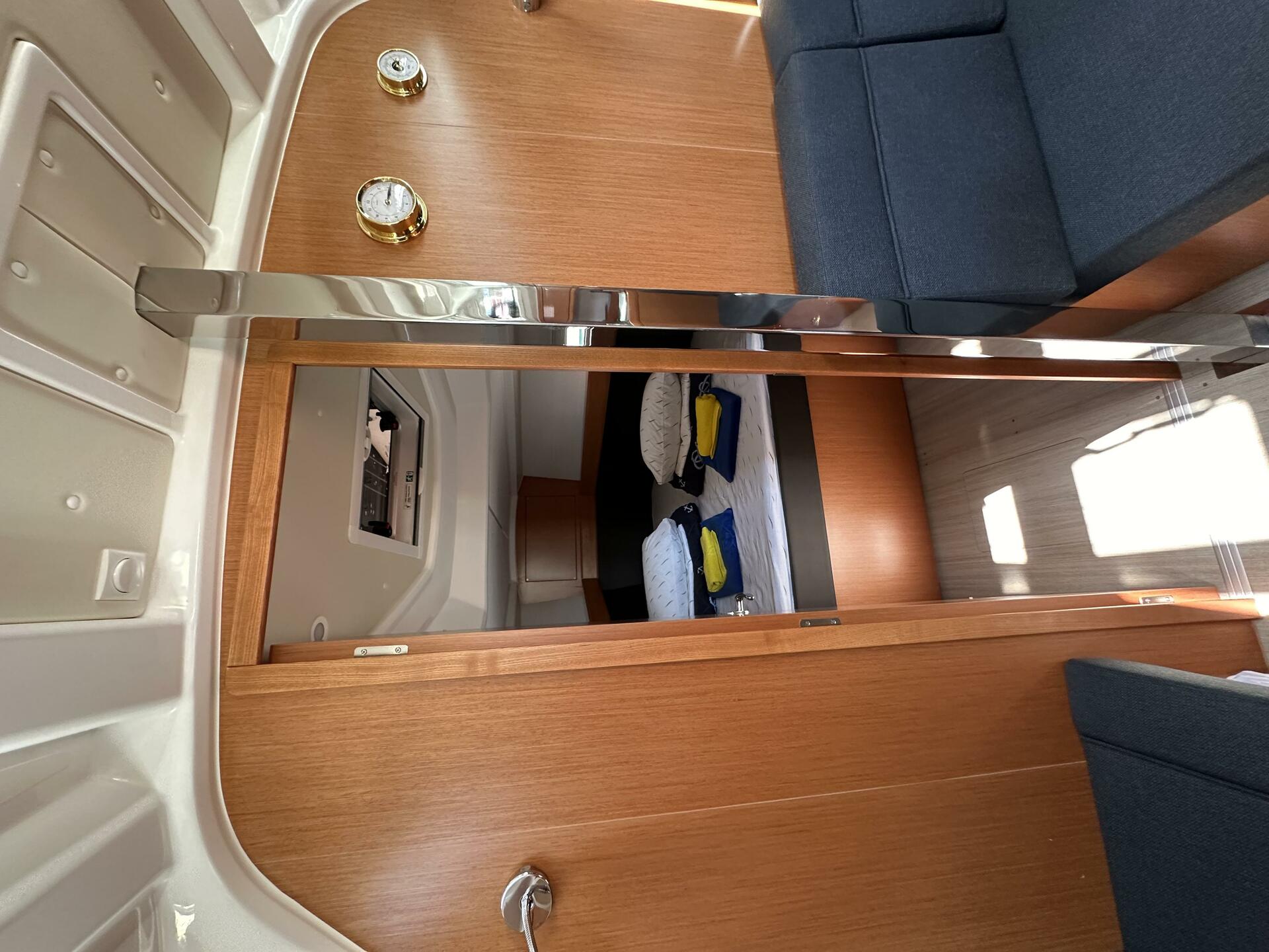 Bavaria 37 Cruiser from Waypoint in Trogir