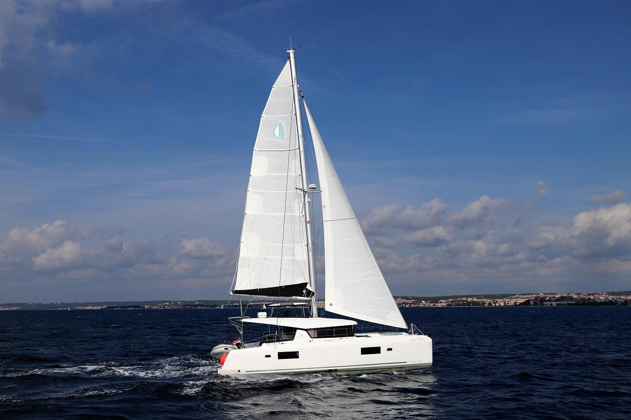 Lagoon 42 da Matrix Yachting em Zadar
