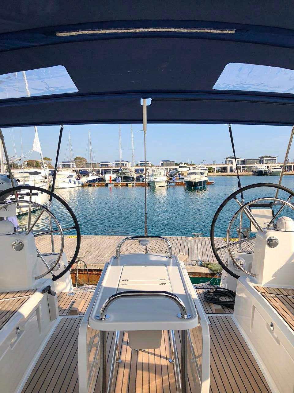 Sun Odyssey 519 från Ethos Yachting i Palairos