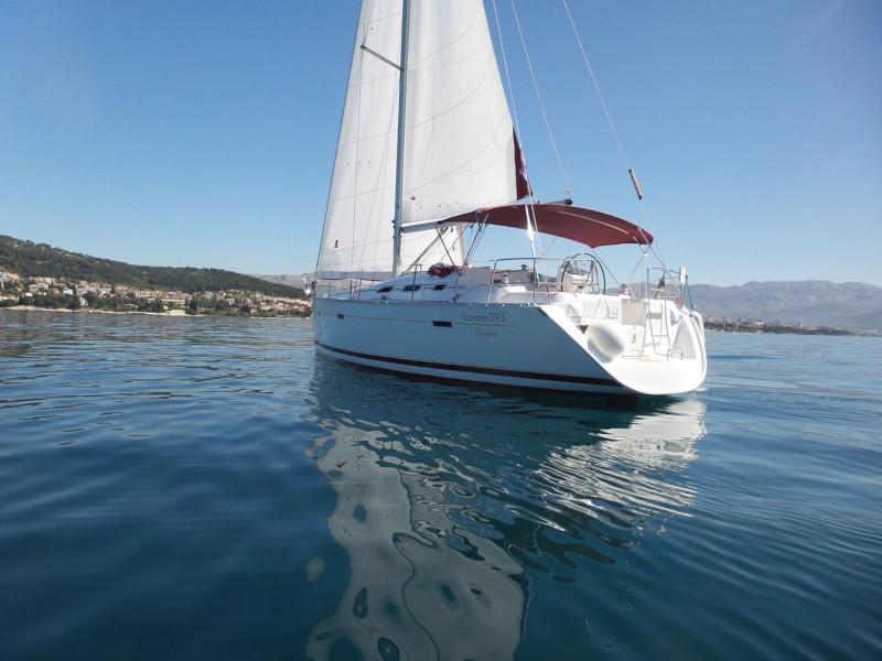 Oceanis 393 av Adriatic Sailing TO i Split