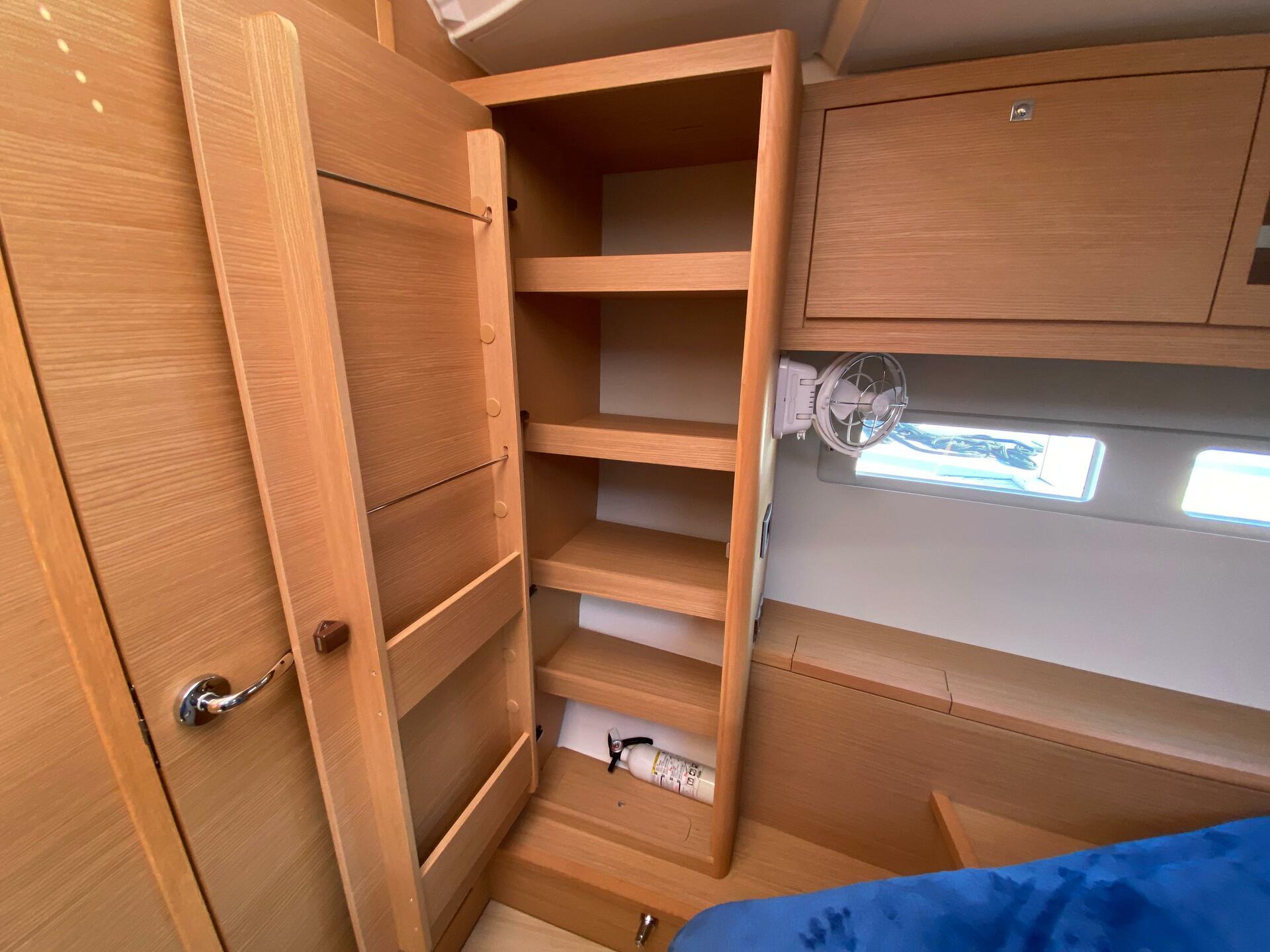 Dufour 530 van Waypoints Yacht Charters in Annapolis