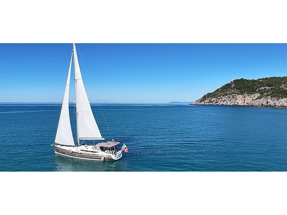 Sun Odyssey 509 from VTC Charter in Talamone