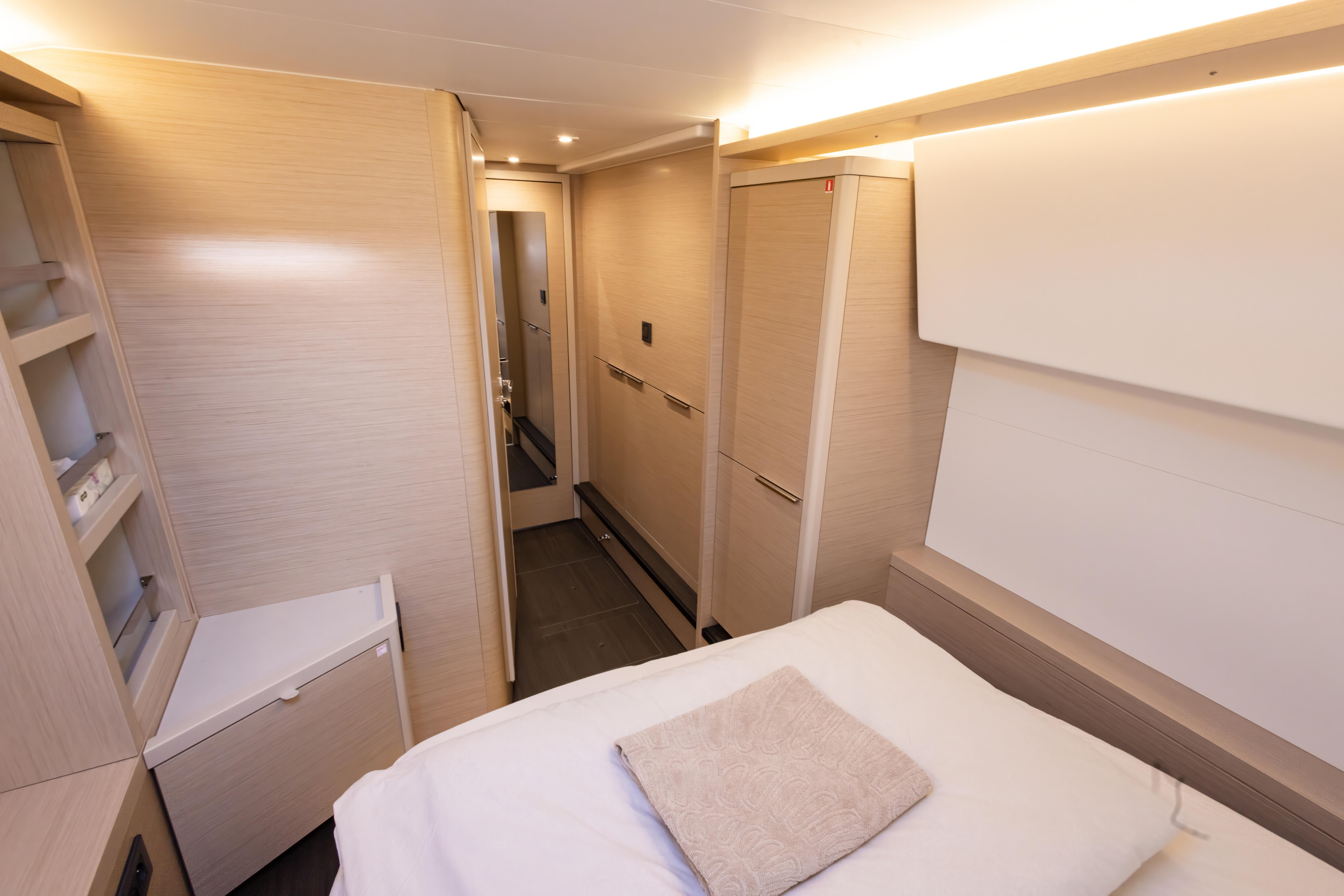 Lagoon 46 från SVP Charter i Tivat