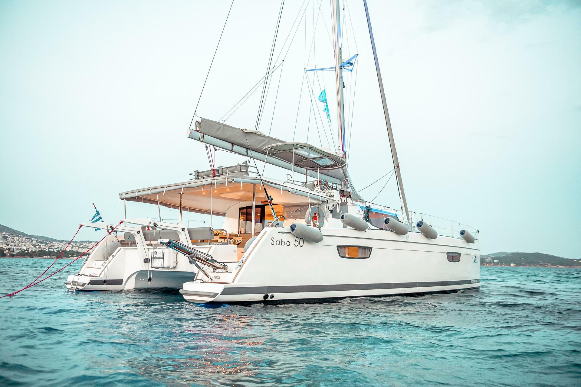 Fountaine Pajot Saba 50 av Prima Yachting i Athen