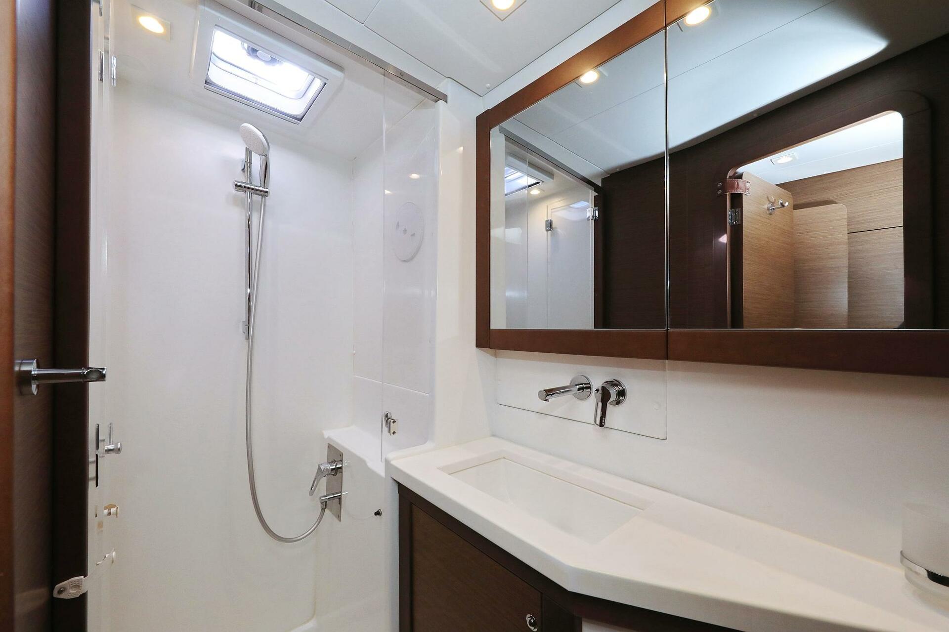 Lagoon 450 S from Angelina Tours in Biograd na moru