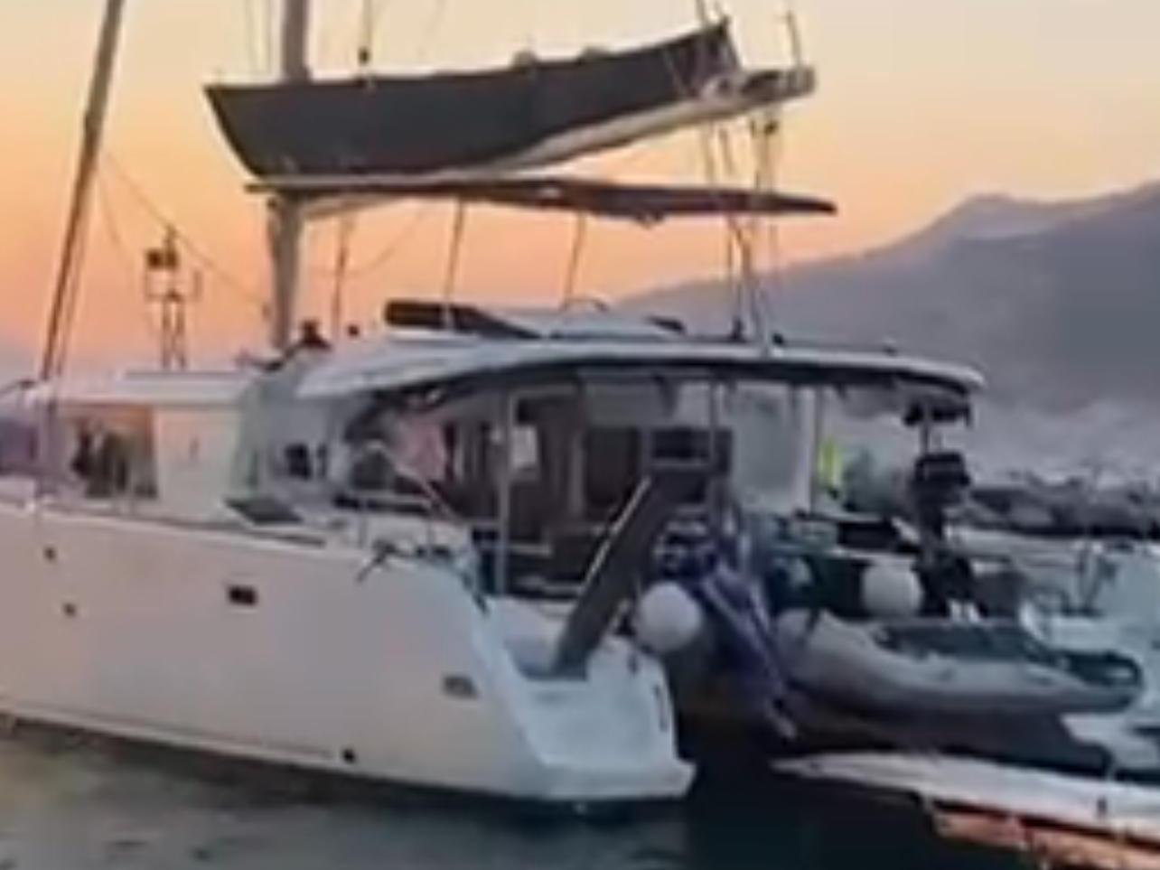 Lagoon 450 F from Cataexperience in Sant Antoni de Portmany