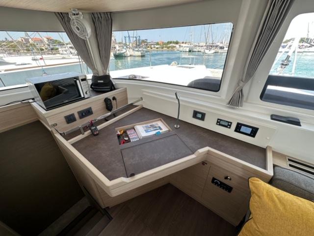 Lagoon 46 par 123yachtcharter à Sukošan