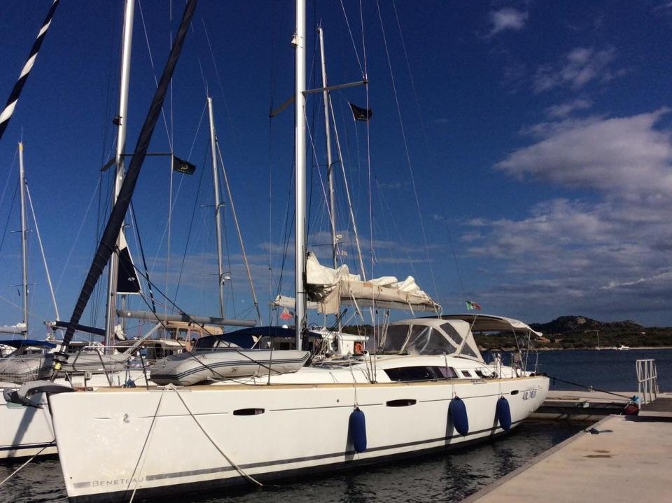 Oceanis 46 av NSS Charter i Portisco