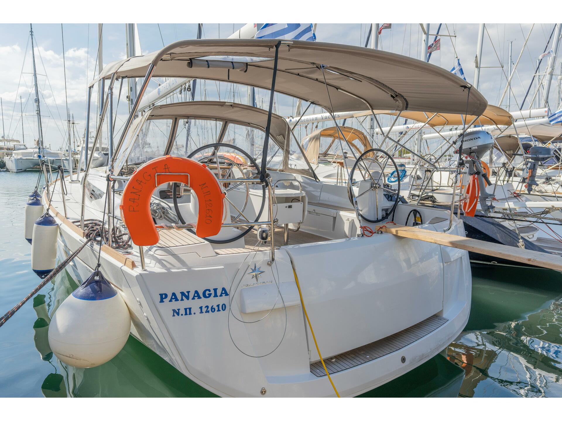 Sun Odyssey 519 from Athenian Yachts in Zakynthos