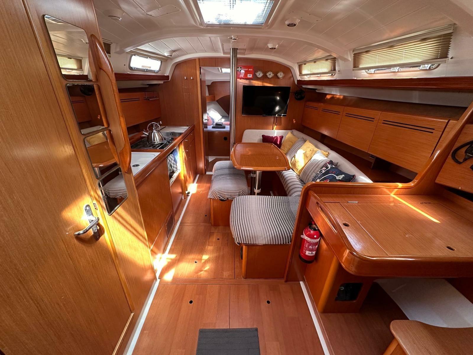 Cyclades 39.3 from Daphne Sail Charter in Fethiye