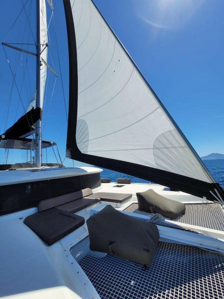 Lagoon 46 von Vernicos Yachts in Athen