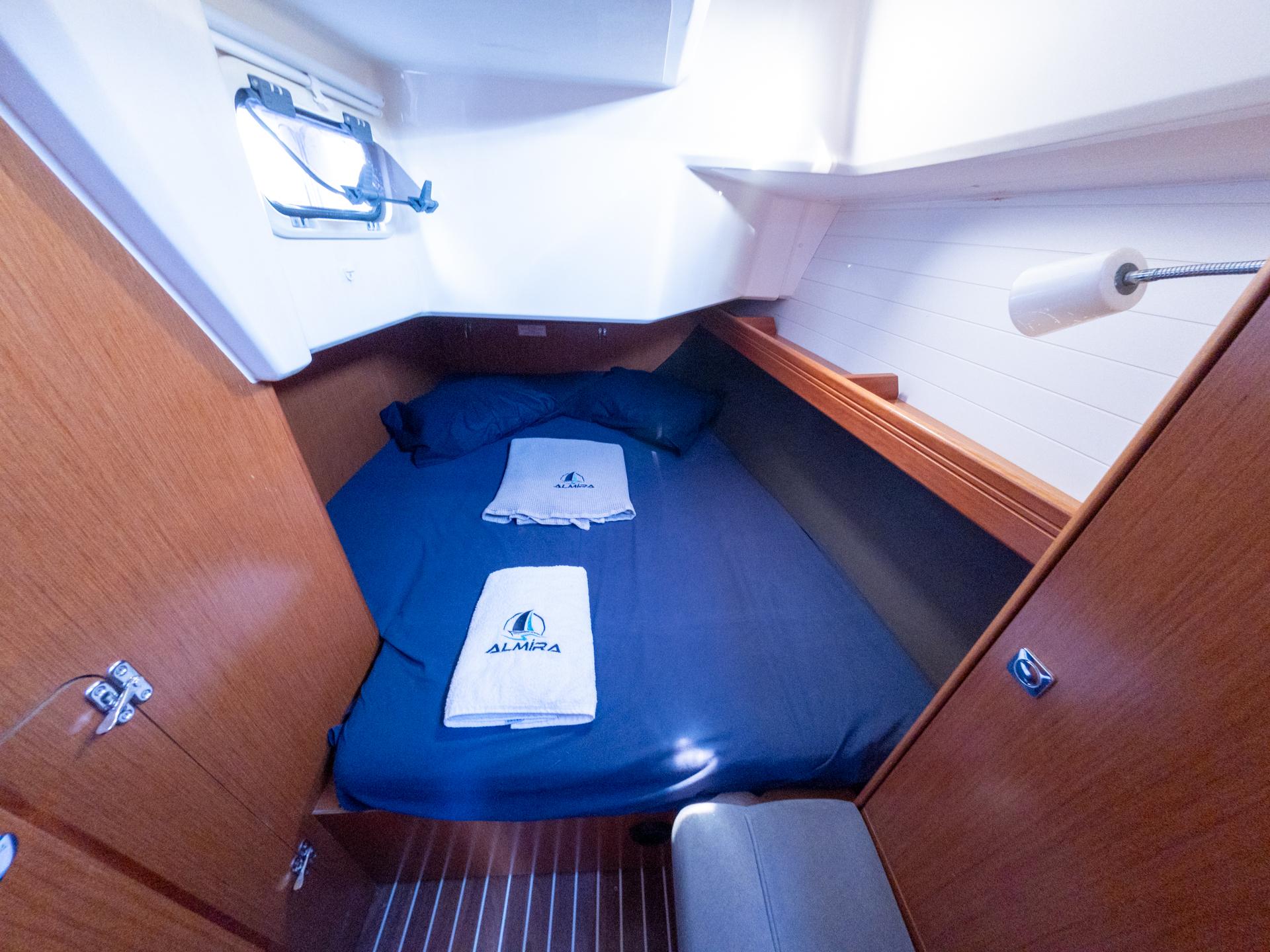 Bavaria 37 Cruiser från Almira Yachting i Fethiye