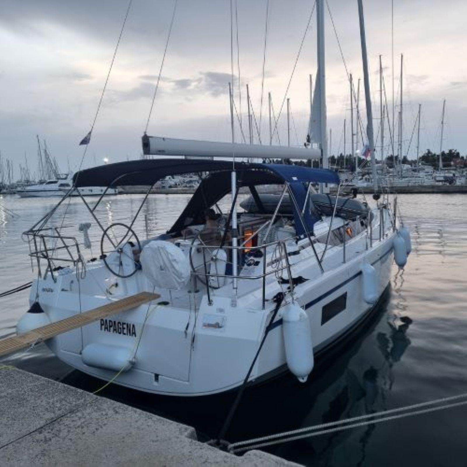 Bavaria C38 da Nova Eurospectra em Trogir