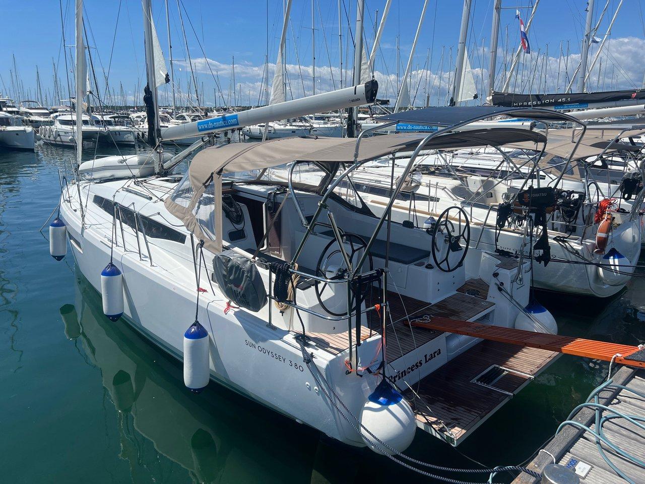 Sun Odyssey 380 from DN Nautica in Punat