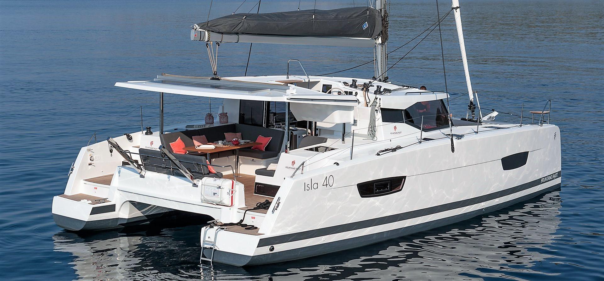 Fountaine Pajot Isla 40 yritykseltä Sail the Cyclades Paroksessa
