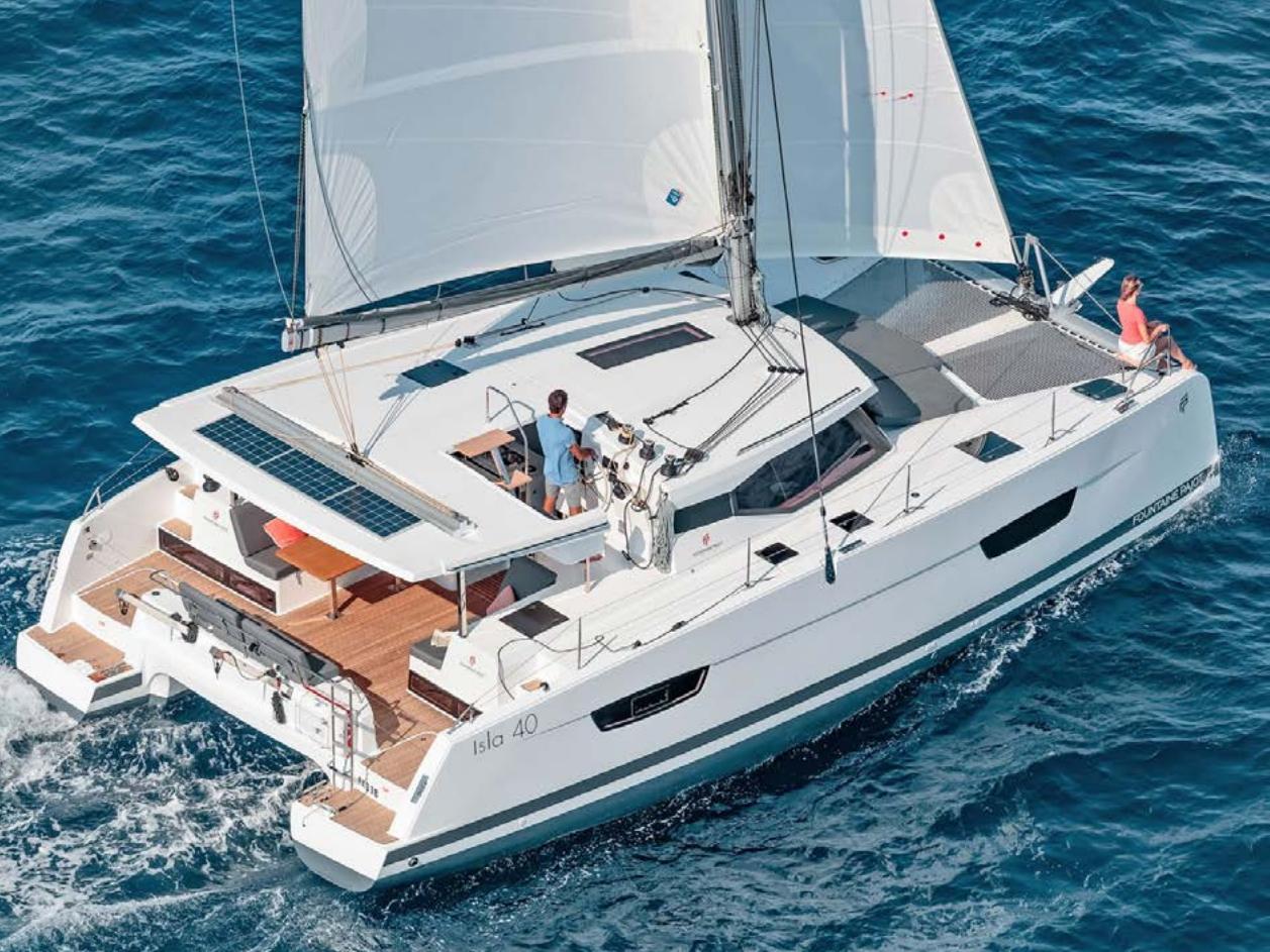 Fountaine Pajot Isla 40 della Kappabeta Yachting a Palairos
