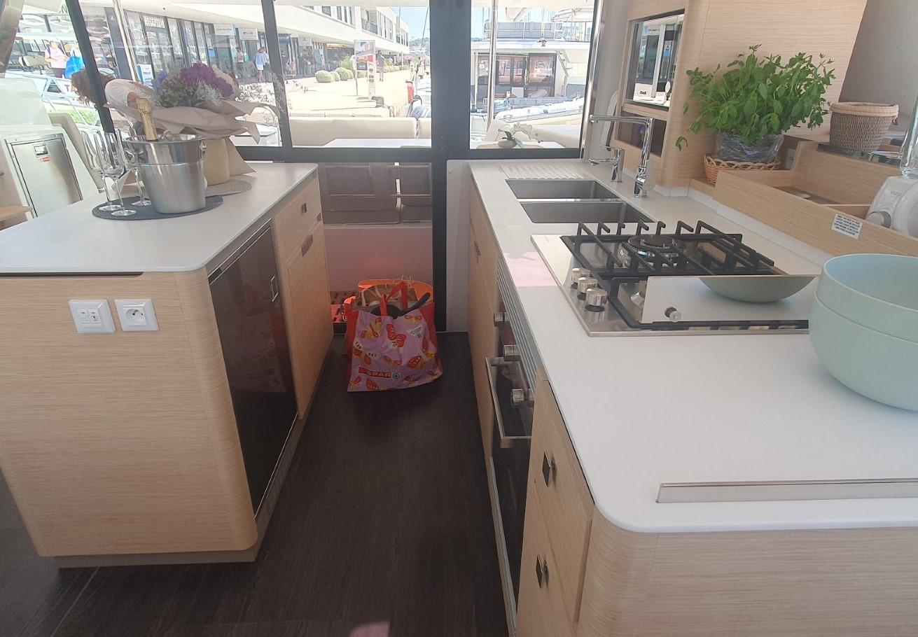 Fountaine Pajot Aura 51 af Ultra Sailing i Seget Donji