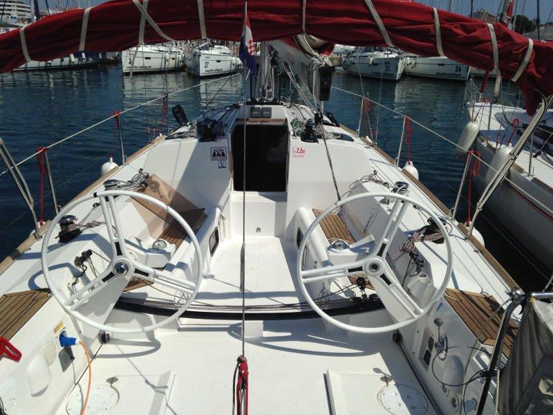 Elan 350 von FullTeam in Biograd na moru