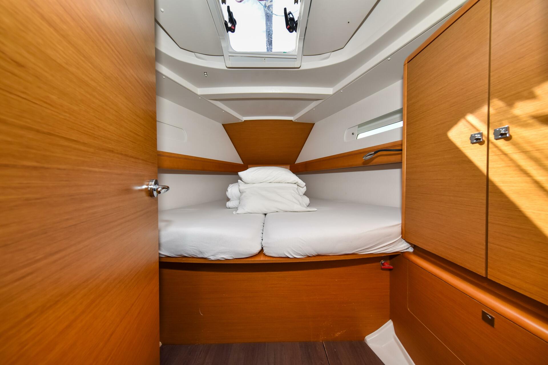 Sun Odyssey 449 af Navigo Yacht Charter i Sukošan