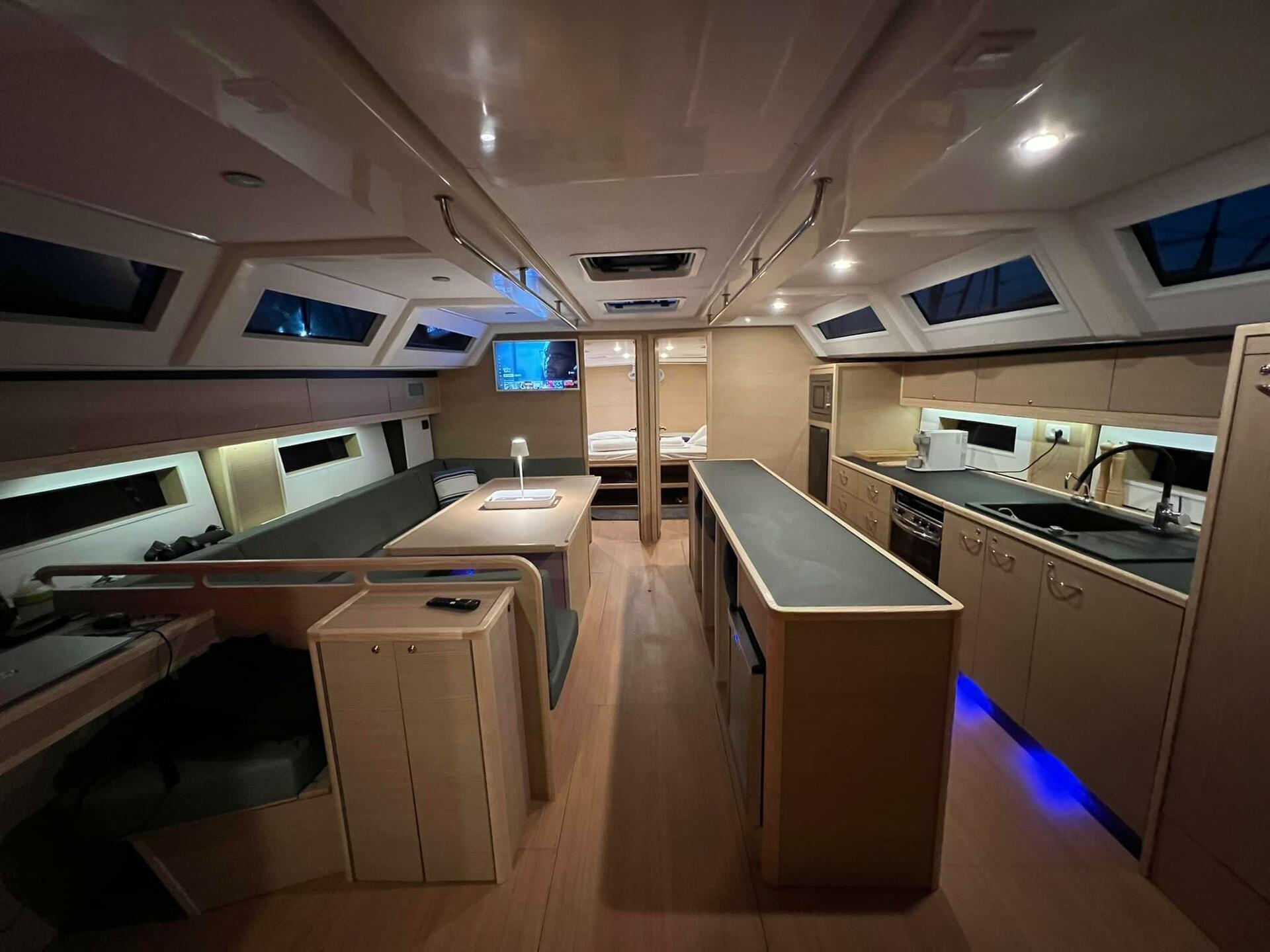 D&D KUFNER 54 from Uniko Charter in Salerno