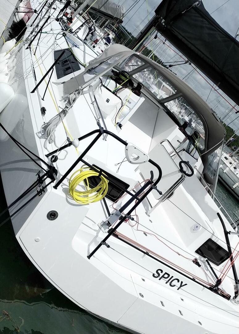 Pogo 36 van Open Sail in Bormes-les-Mimosas