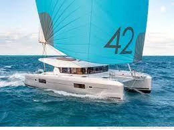 Lagoon 42 from Blue Trend in Salerno