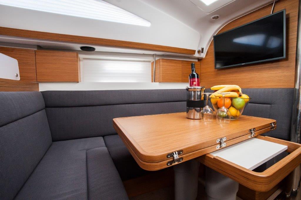 Elan Impression 40 from Bruneko Charter in Zadar