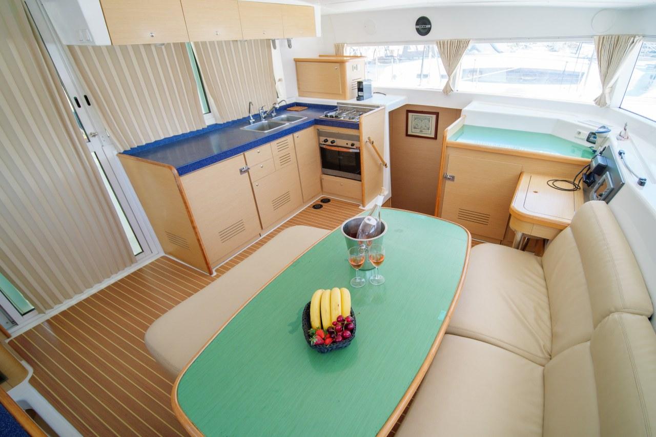 Lagoon 420 from Sail With Us in Volos