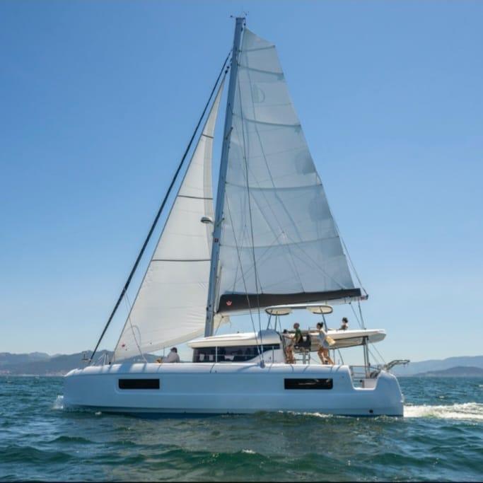 Lagoon 43 av Blue Origin Sail i Trapani