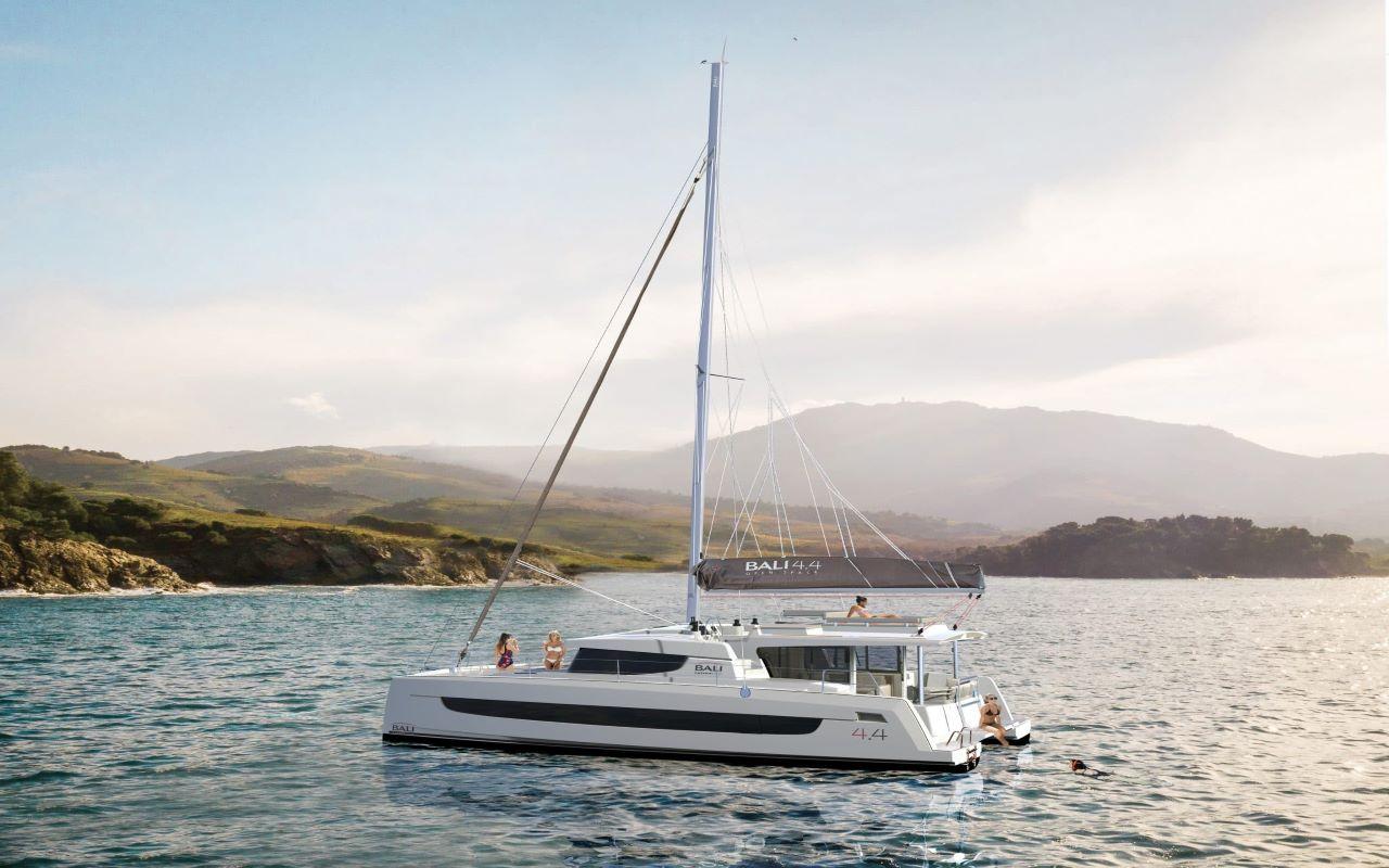 Bali 4.4 av Dream Yacht Charter i Anse Marcel