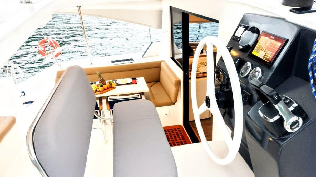 CatFlash 43 av Wind Charter Brasil i Paraty