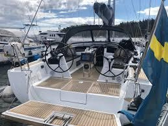 Hanse 388 par Yachtcharter Goteborg à Saltsjöbaden