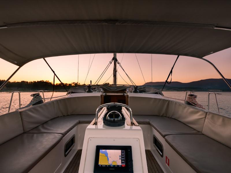 Bavaria 46 Cruiser from Minas Yachting in Gouvia