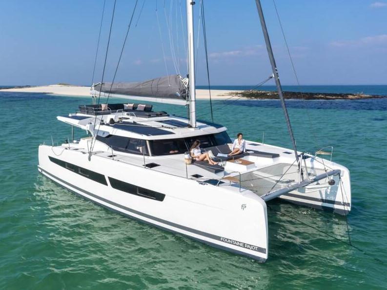 Fountaine Pajot Aura 51 af Sail Your Dream i Milos