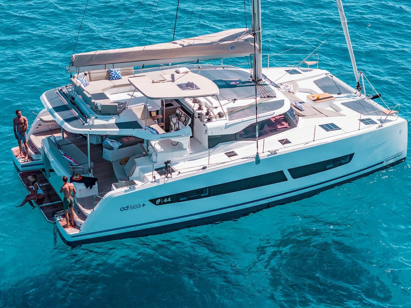Fountaine Pajot New 44 von Daddario Yacht in Tarent